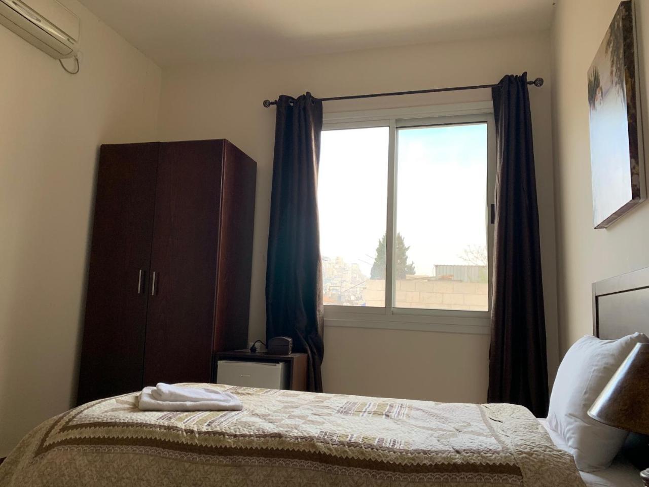 مبيت وإفطار نابلس أورينت موتيل المظهر الخارجي الصورة
